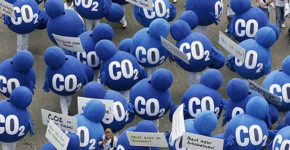 c02